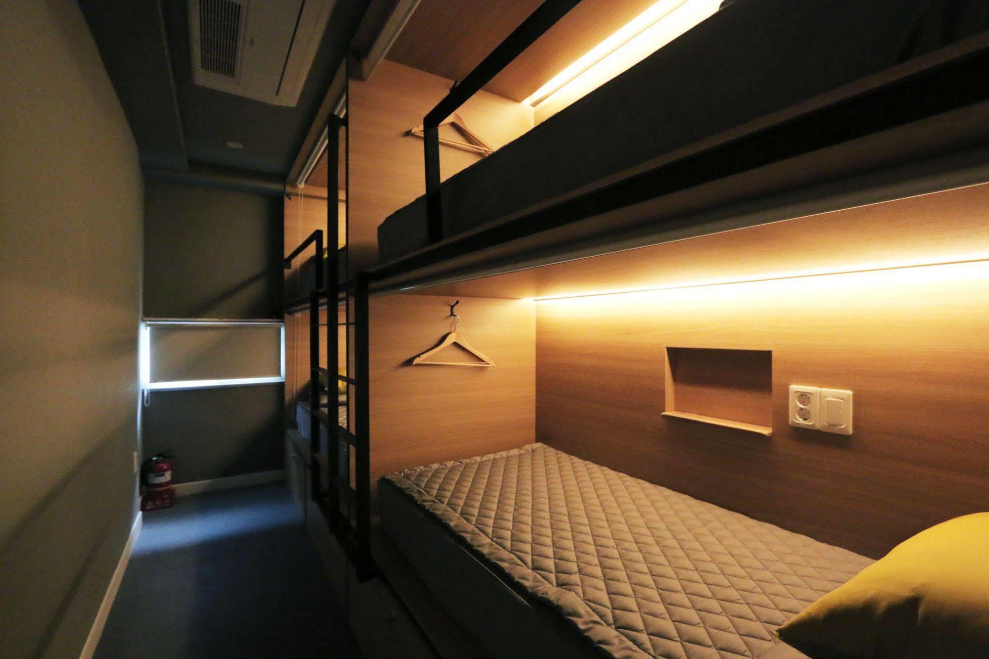Blueboat Hostel Jeonju Εξωτερικό φωτογραφία