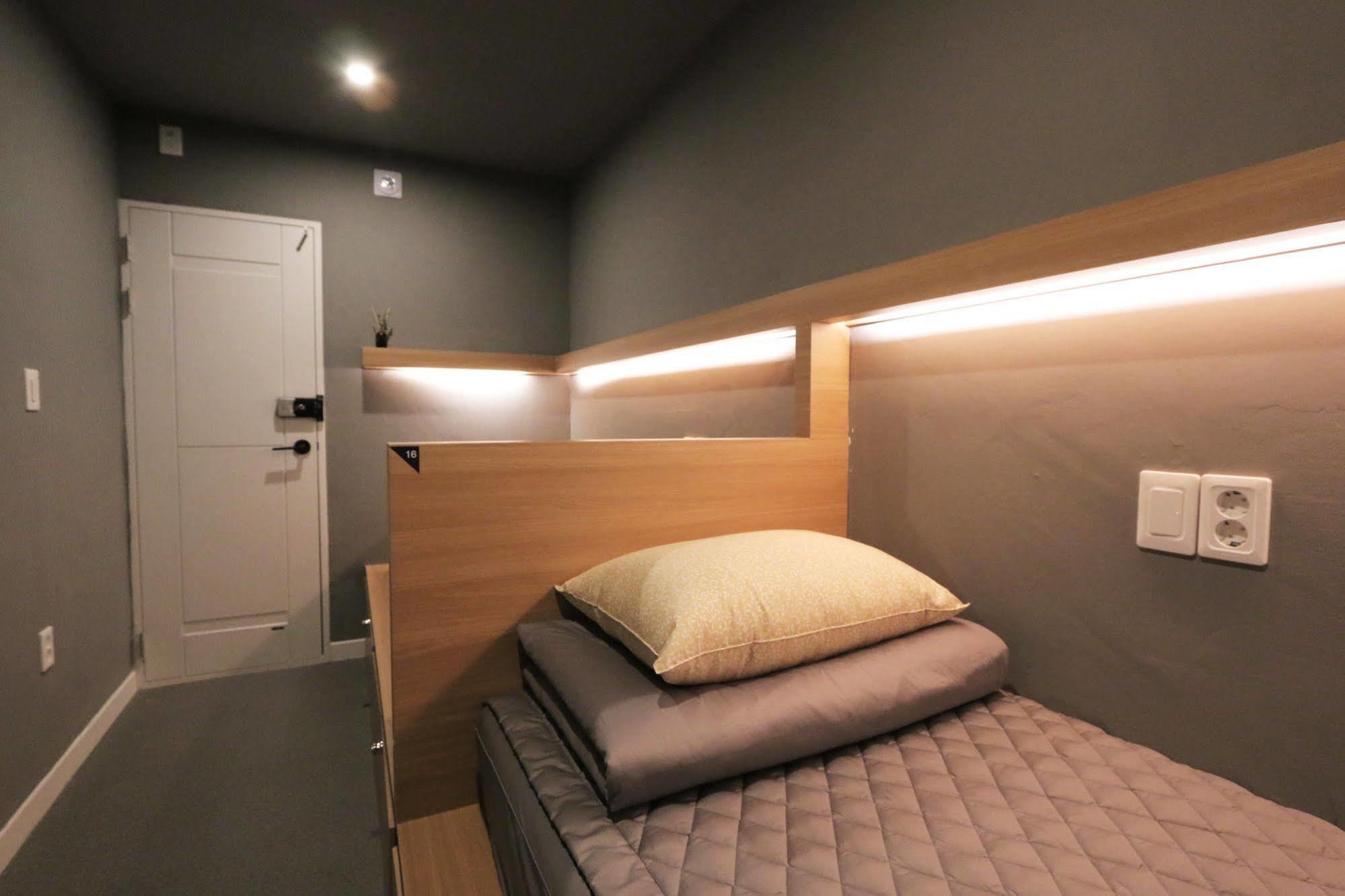 Blueboat Hostel Jeonju Εξωτερικό φωτογραφία