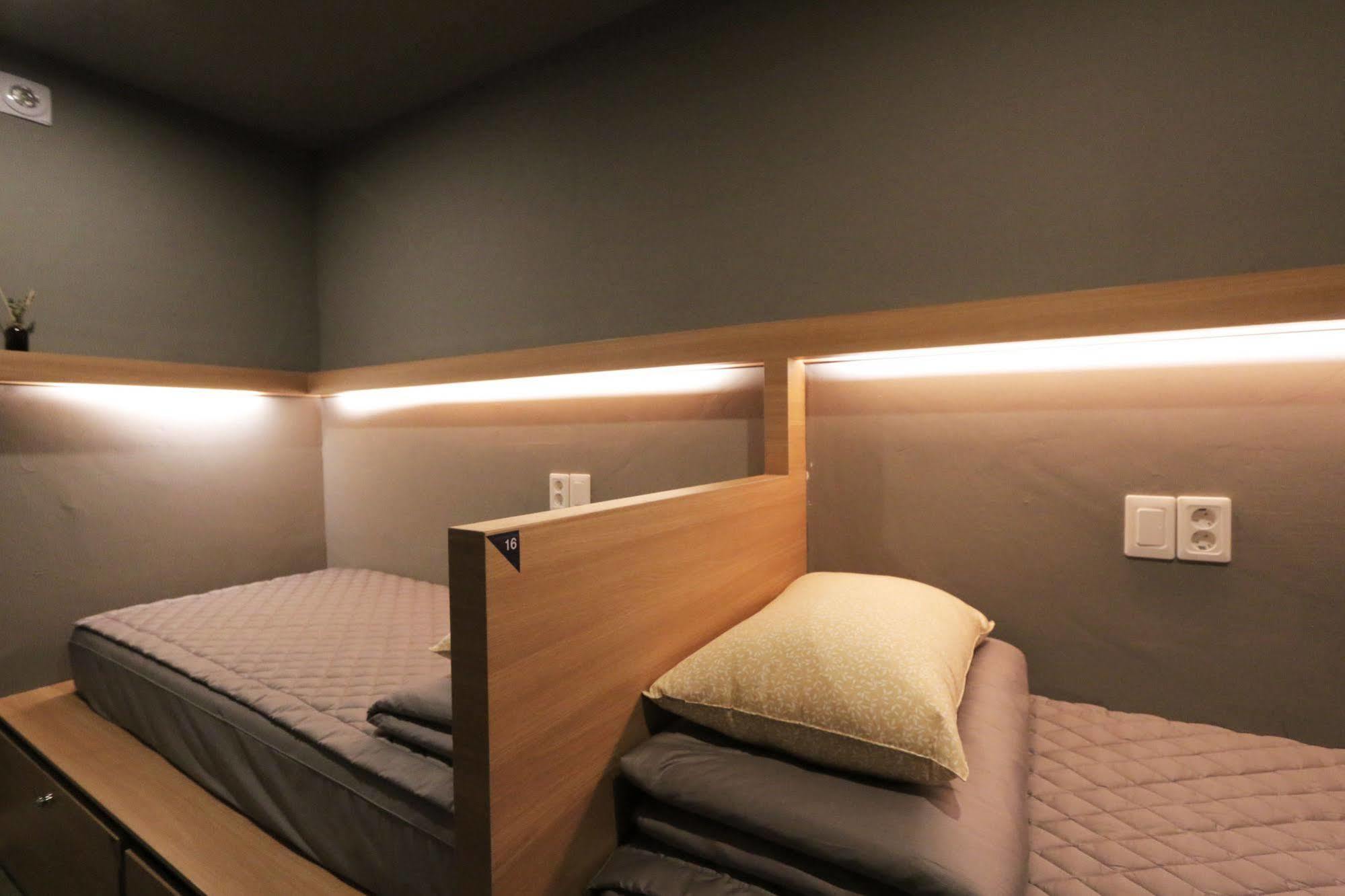 Blueboat Hostel Jeonju Εξωτερικό φωτογραφία